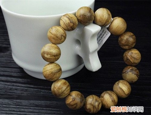 沉香手链价格一般是多少如何鉴别沉香手链的真假