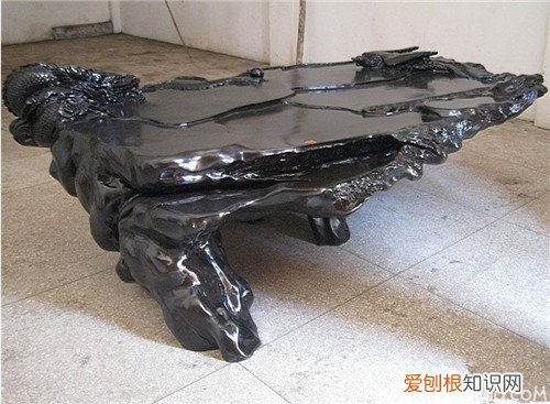 阴沉木的功效与作用阴沉木的鉴定技巧