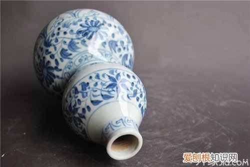 【文玩知识】元青花瓷的纹饰特点，元青花纹饰特征