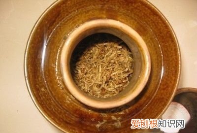 咸大头菜家常做法，腌制大头菜咸菜配方10斤放多少一