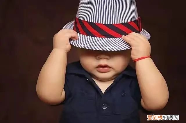 如何培养孩子的勇敢与自信论文,让孩子内心富足,自信又勇敢 !