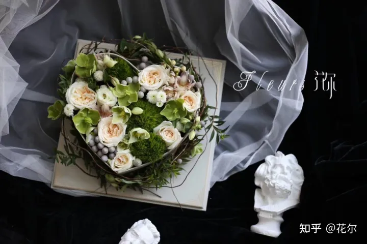 花艺与生活论文，花艺艺术｜干货：花艺大师鲜花保养秘诀，爱花的你快来收藏吧！