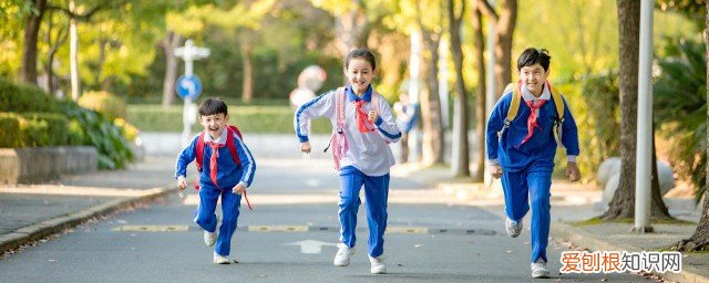 三年级孩子谈恋爱家长引导 三年级孩子谈恋爱家长如何教育