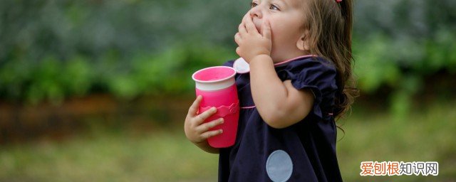 孩子水杯用什么材质好一点 孩子水杯用哪种材质好