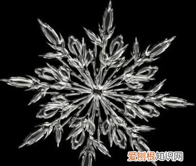 为什么天气预报几毫米的雪,却下了那么厚呢