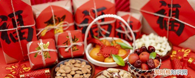 过年桌上供品什么时候摆 过年摆供品的时间介绍