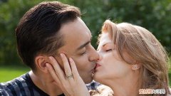 少精子症怎么检查？少精吃什么食物能补，少精症吃什么食物改善