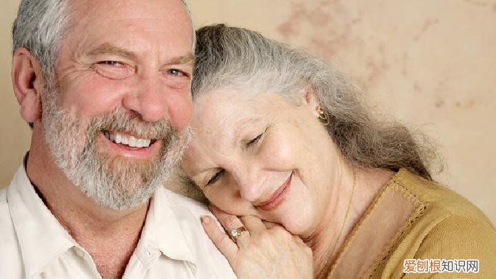 乳房疼痛要区分，还要做三个检查，乳房疼都需要检查什么