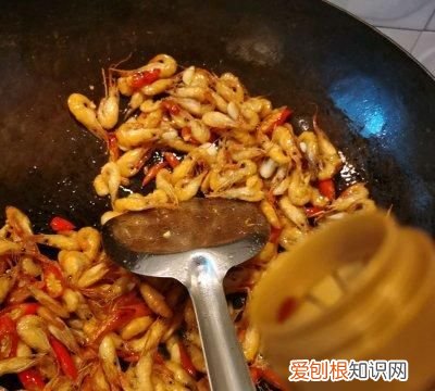 如何做韭菜炒河虾好吃