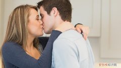 卵巢癌晚期能活多久，要做四次治疗四次烹饪，卵巢癌晚期手术成功能活多久