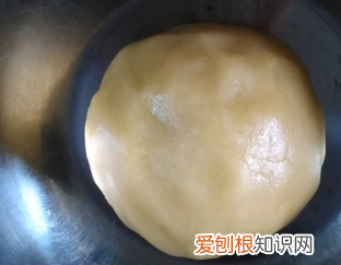 臭粉和小苏打有啥区别，小苏打的作用和功效和食用方法