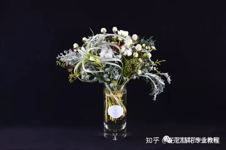 鲜花养护小知识图片大全，超实用|各式鲜花、永生花、绿植的保养方法