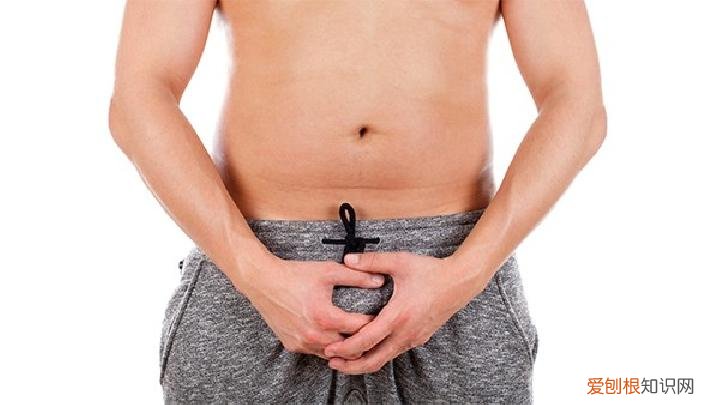 什么原因引起膀胱发炎？膀胱炎患者饮食要注意哪些，请问得了膀胱炎,应注意些什么?