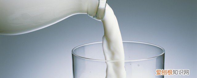 伊利纯牛奶什么时候喝最好 纯牛奶什么时候喝好