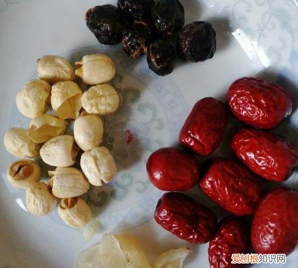 莲子羹需要哪些材料，燕窝莲子羹的做法窍门