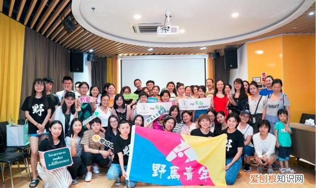 生活垃圾可以放家门口吗,用一个瓶子装一个月的生活垃圾