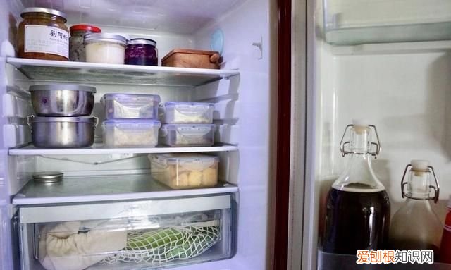 生活垃圾可以放家门口吗,用一个瓶子装一个月的生活垃圾