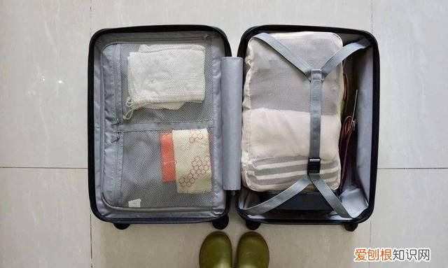 生活垃圾可以放家门口吗,用一个瓶子装一个月的生活垃圾