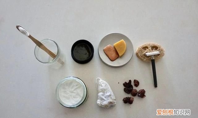 生活垃圾可以放家门口吗,用一个瓶子装一个月的生活垃圾