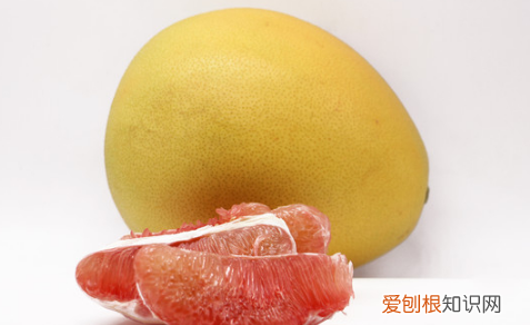 剥开几天的柚子还能吃吗,柚子打开变红了还能吃吗