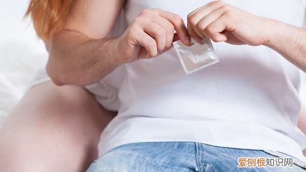 避孕套能预防生殖器疱疹吗？，预防生殖器疱疹的方法是什么？，戴套可以预防生殖疱疹吗