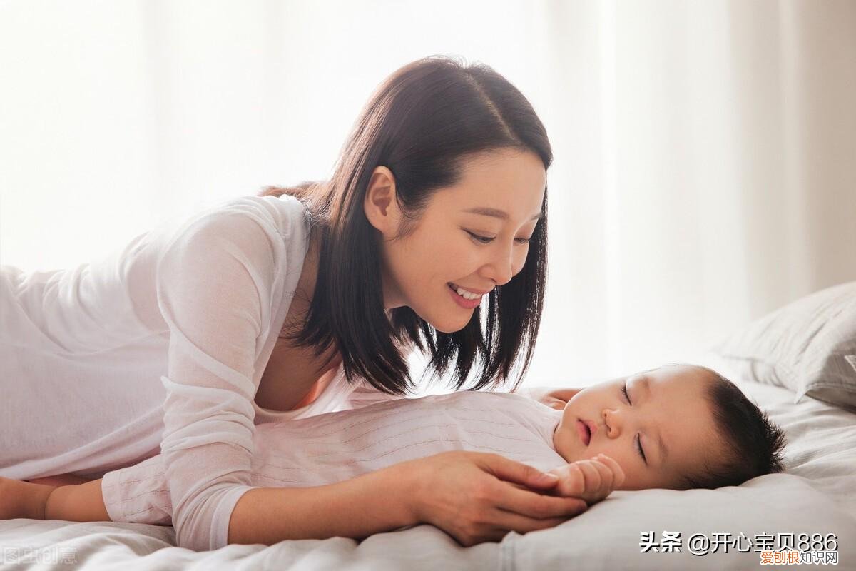 6到12月龄婴儿喂养指南，0~12个月育儿知识大全，值得宝爸宝妈收藏