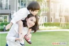 鼓励孩子常说这四句话,他会越来越自信，鼓励孩子常说这4句话，他会越来越自信