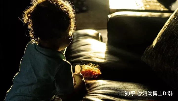 家长如何培养孩子的专注力，如何培养孩子「专注力」？试试这8个好方法