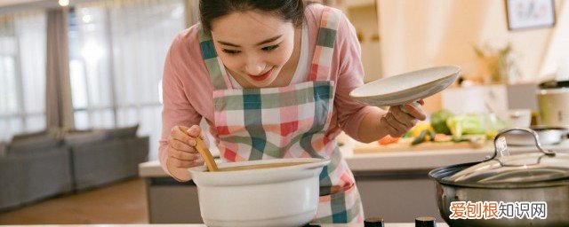 鸽子炖什么给孩子吃 鸽子怎么炖孩子吃了有营养