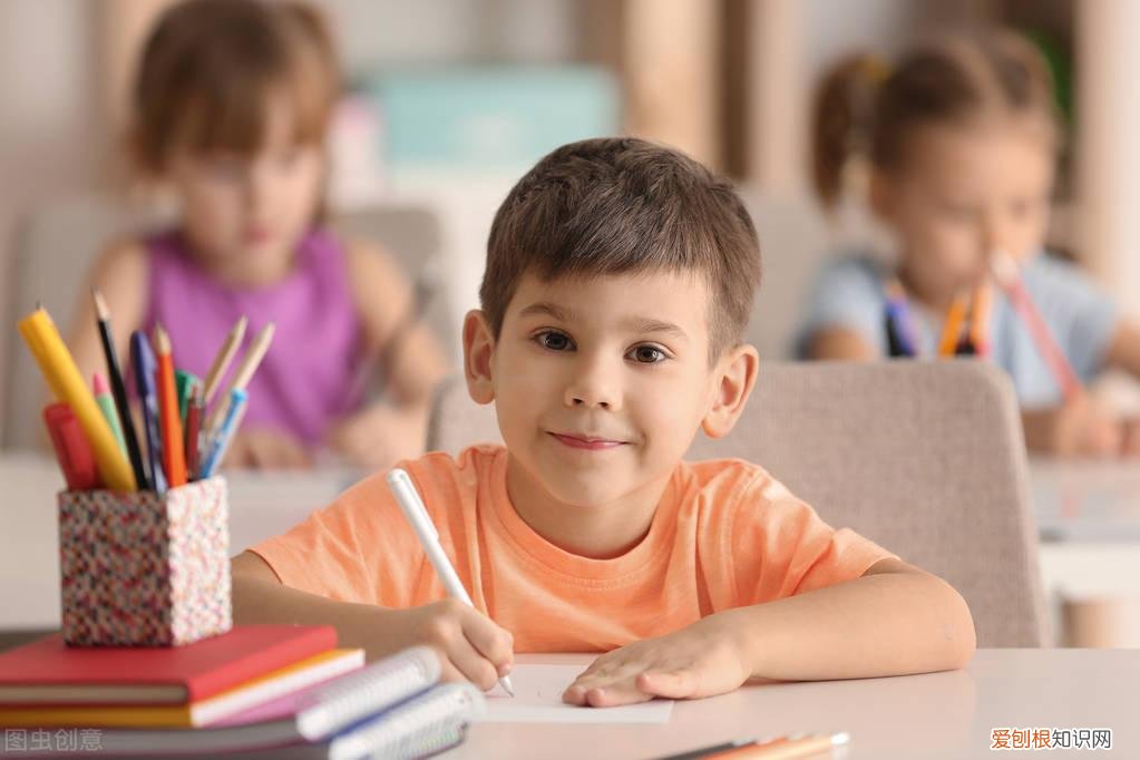 小孩注意力很差怎么办，孩子注意力差，该怎么办？3个方面培养孩子的注意力