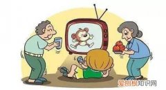 三岁前该不该让孩子看电视，怎么看更适合呢，一起了解下吧，孩子三岁前能不能看电视