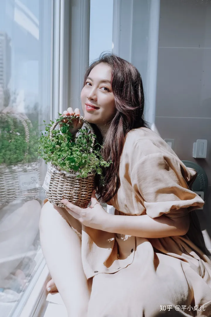 好好养一盆薄荷，哦莫一年了，我的薄荷活得还很好，聊聊怎么养薄荷？