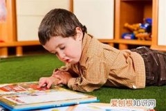 5岁前“多识字和仅读书”的孩子，上小学后的学习成绩有多大？，孩子多大开始学识字