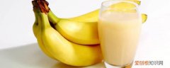香蕉跟火龙果榨汁有什么功效与作用 火龙果和香蕉榨汁有什么功效《火龙果和香蕉榨汁有哪些