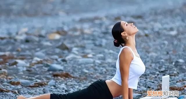 来月经吃什么水果容易停经,女人例假来袭尽量少碰3种水果