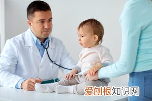 小孩子抠鼻子什么原因 ，小孩子总抠鼻子的原因