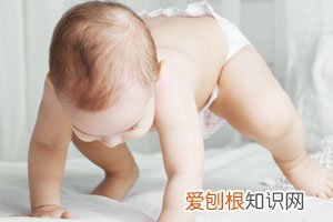 4个月婴儿头抬不起来怎么回事 ，四个月的宝宝抬不起头怎么办