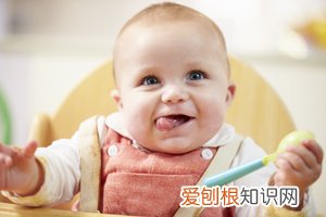 婴儿睡觉肚子为什么一抽一抽 ，新生儿睡觉肚子一抽一抽的