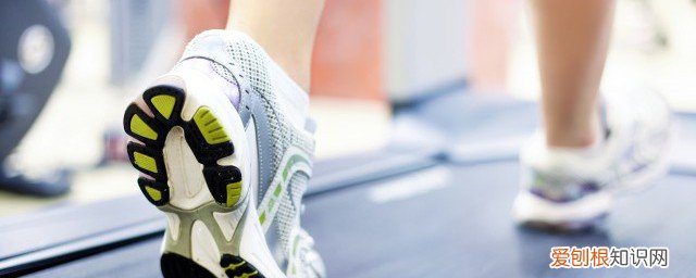 下雨天跑步注意什么 冬天室内下雨跑步注意事项《室内跑步注意事项》