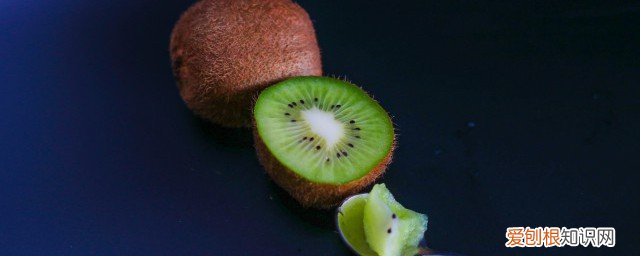 吃猕猴桃的好处与坏处有哪些 吃猕猴桃的好处与坏处