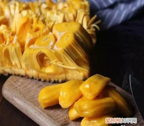 菠萝蜜怎么打开,菠萝菠萝蜜怎么剥开