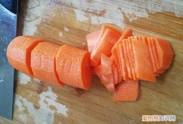 西红柿和豆腐可以一起炒吗怎么炒 豆腐怎么炒最简单好吃