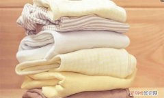 4种最简单的折叠婴儿衣服的方法