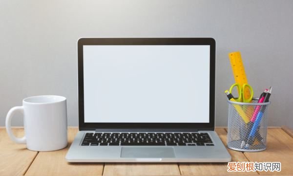 怎么隐藏桌面图标,如何隐藏桌面的图标显示