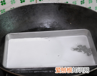 新肠粉机粘盘怎么回事,肠粉米浆怎么老是不粘盘