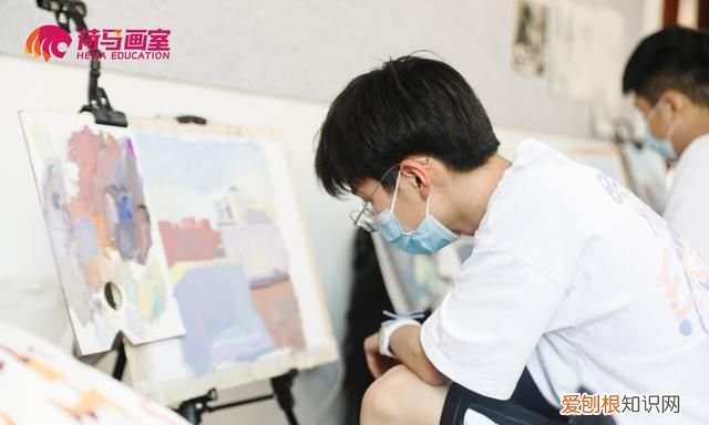 美术生校考学造型还是设计好,美术基础差校考学设计还是造型好