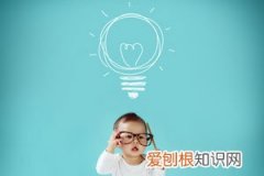 晚上睡觉孩子总叫热怎么办 ，小孩每到晚上睡觉就喊热