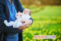 怎么让婴儿变成双眼皮 ，如何让宝宝变成双眼皮