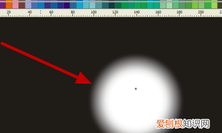 cdr边缘羽化模糊，coreldraw怎么虚化边缘