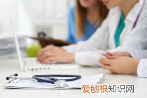 乳头上结痂是正常的吗 ,乳头上结痂是正常的吗怎么治疗